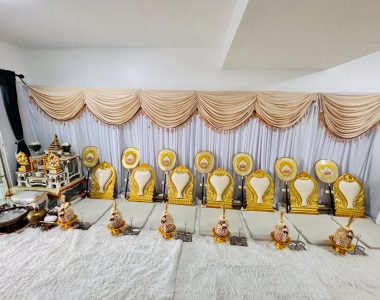 พรมสีขาว