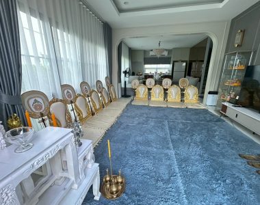 พรมสีเทาเข้ม