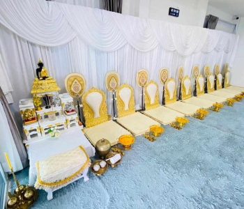 ม่านอุบะขาวสำเร็จสีเดียว